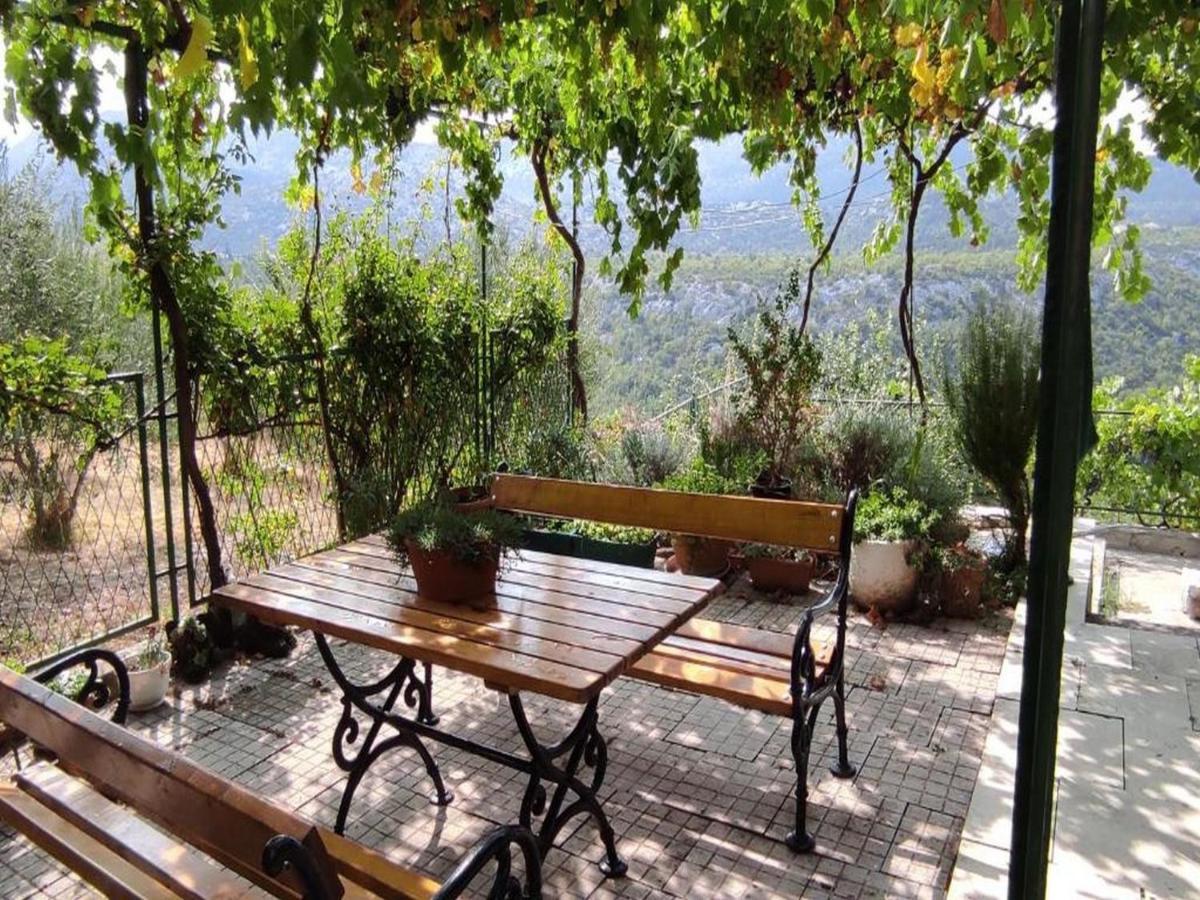 Holiday Home Carevic Gornja Brela Εξωτερικό φωτογραφία
