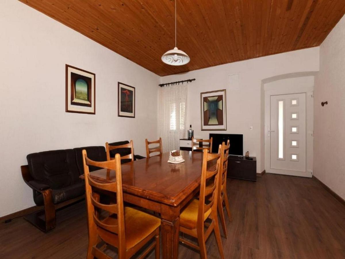 Holiday Home Carevic Gornja Brela Εξωτερικό φωτογραφία