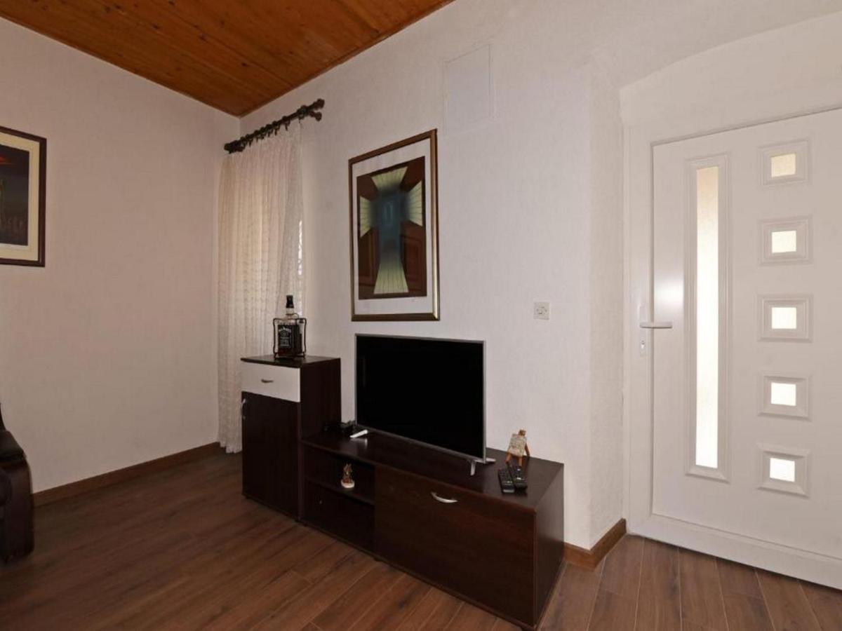 Holiday Home Carevic Gornja Brela Εξωτερικό φωτογραφία