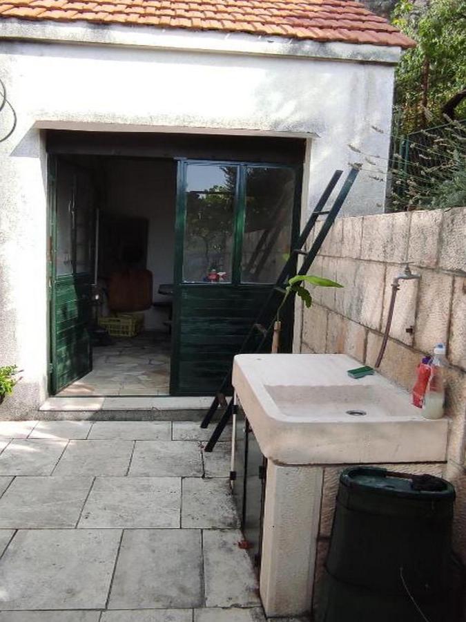 Holiday Home Carevic Gornja Brela Εξωτερικό φωτογραφία